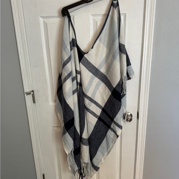 Banana Republic giant scarf wrap new - Picture 5 of 5